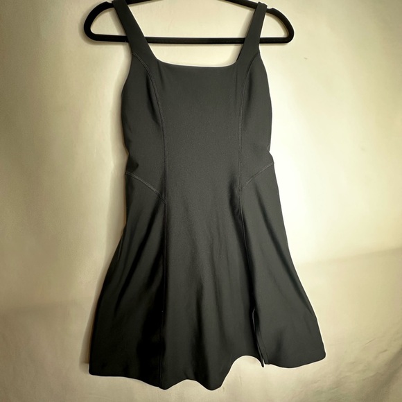 Chic Black Sleeveless Romper - Picture 2 of 6